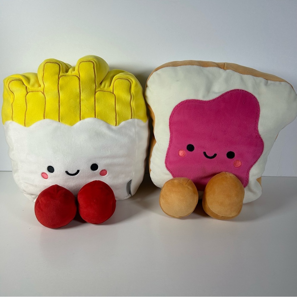 Hallmark Happy  Plush Pack Fast Foodies French Fries & Jelly Sandwich 10” Soft